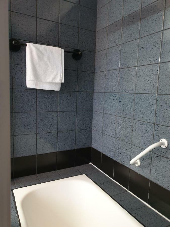 Room Bm Pula Exteriör bild